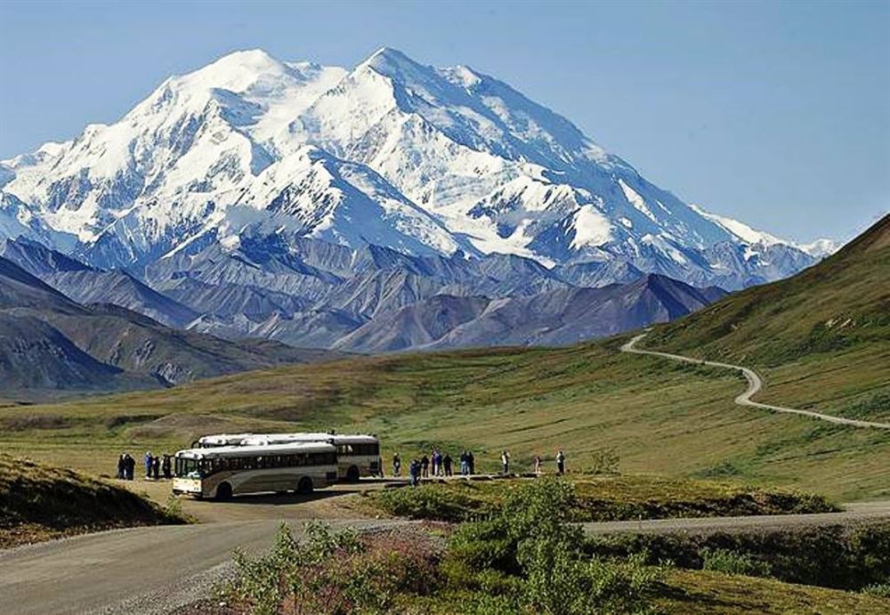 Alaska Short in train